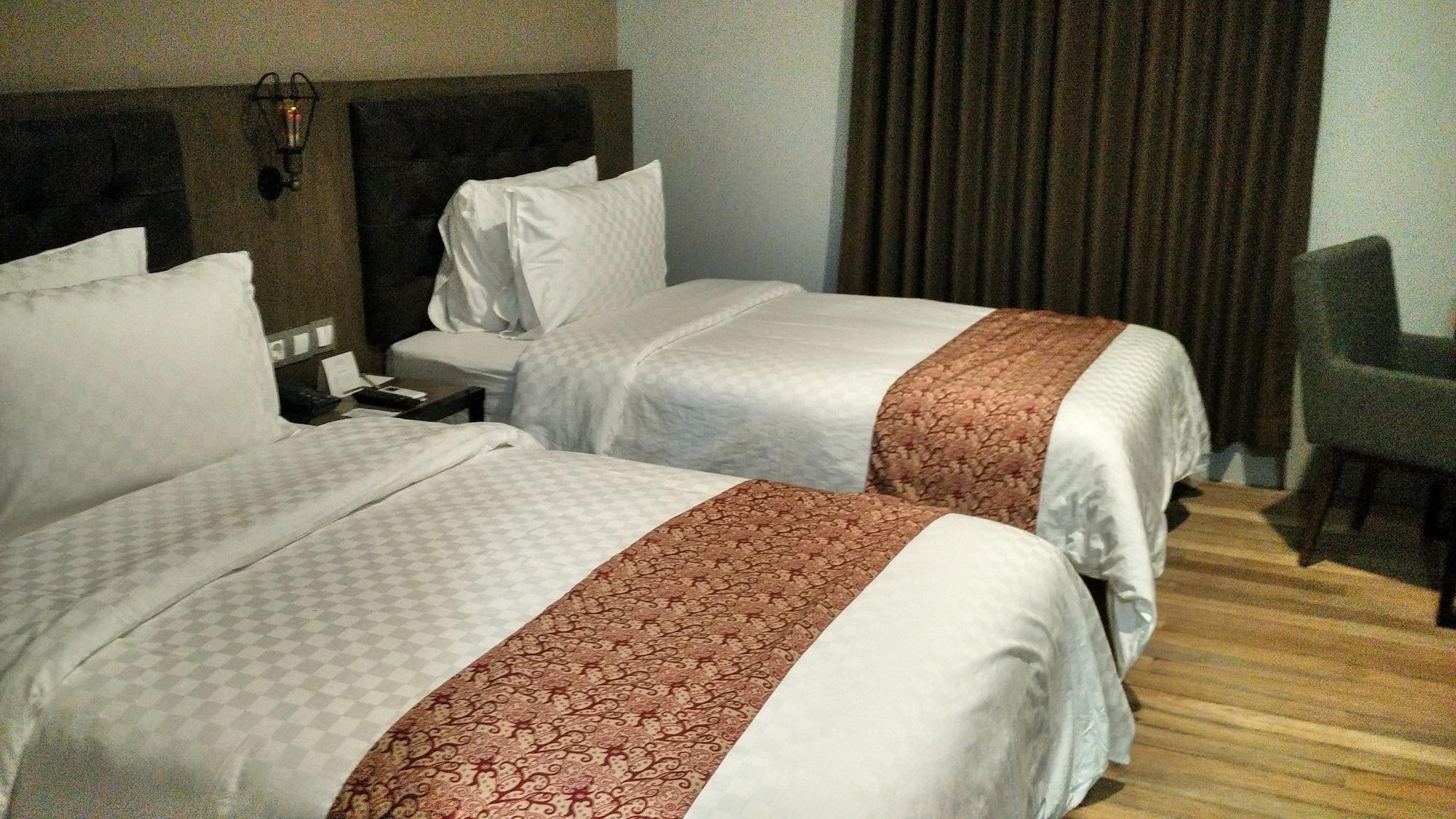 Grand Kangen Hotel Urip Sumoharjo Yogyakarta Kültér fotó