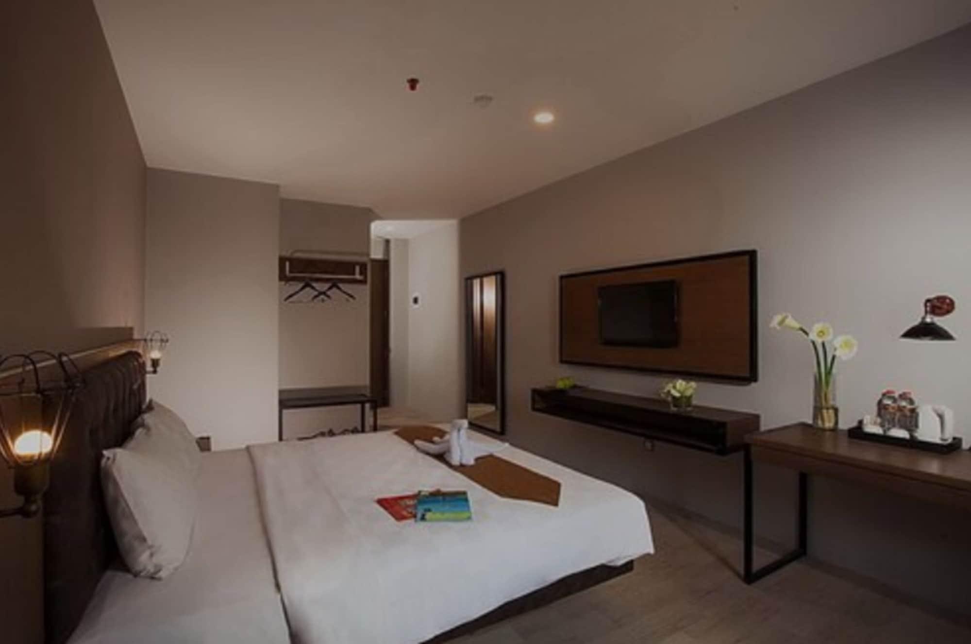 Grand Kangen Hotel Urip Sumoharjo Yogyakarta Kültér fotó