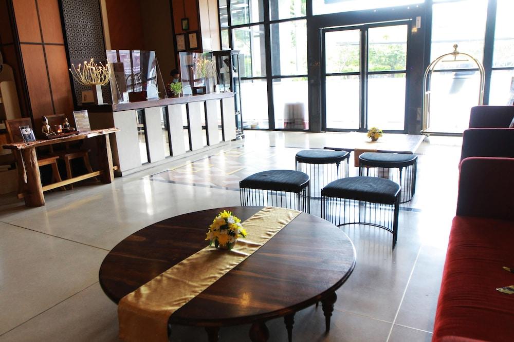 Grand Kangen Hotel Urip Sumoharjo Yogyakarta Kültér fotó