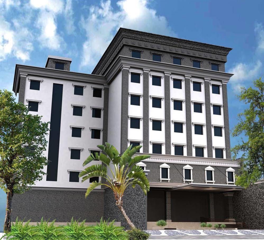 Grand Kangen Hotel Urip Sumoharjo Yogyakarta Kültér fotó