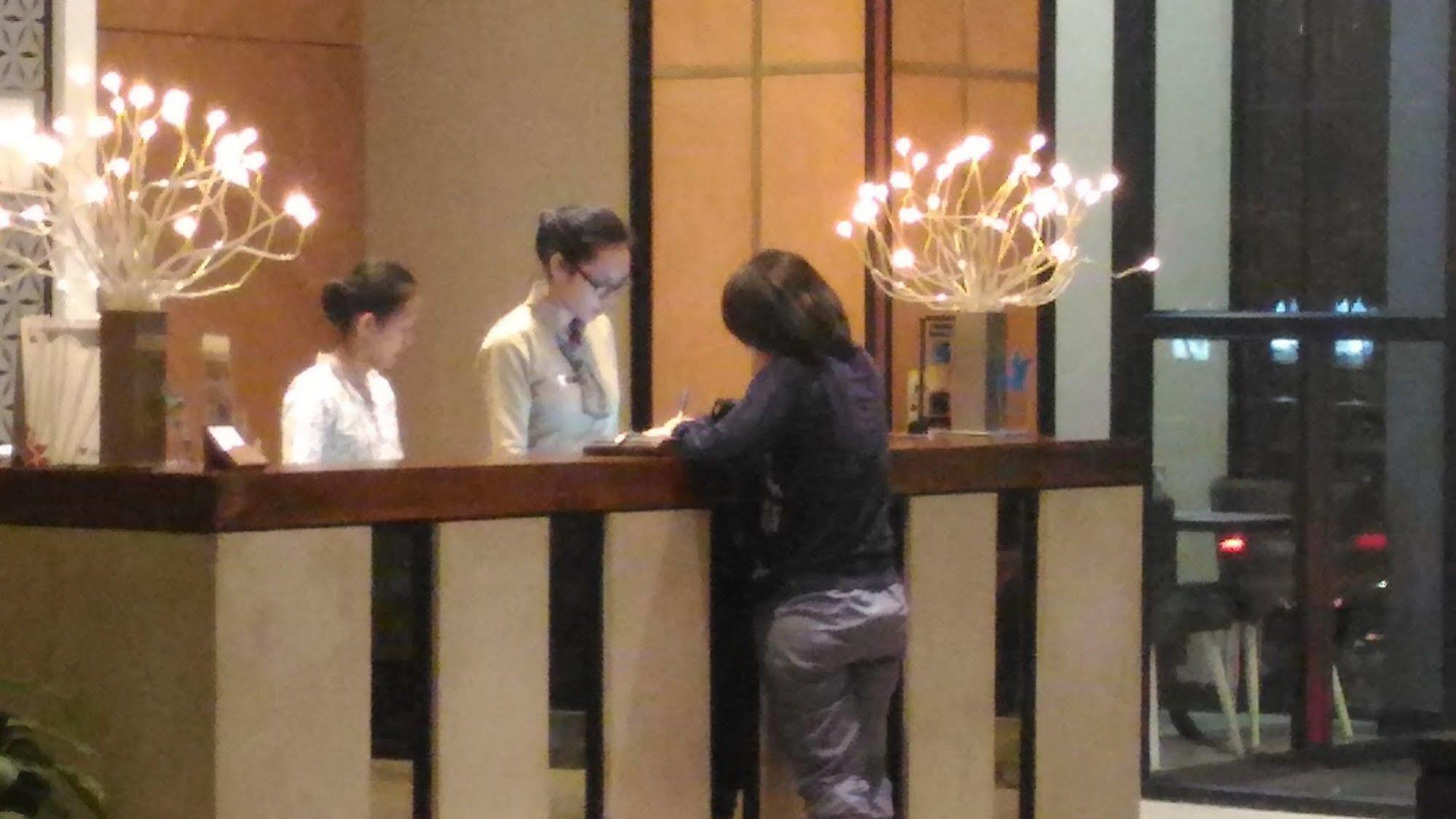 Grand Kangen Hotel Urip Sumoharjo Yogyakarta Kültér fotó