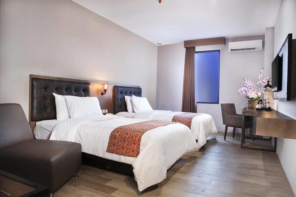 Grand Kangen Hotel Urip Sumoharjo Yogyakarta Kültér fotó